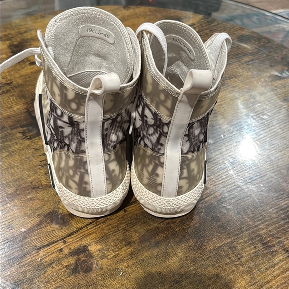 Dior High-Top Sneakers in Cream and Gray - Picture 3 of 5